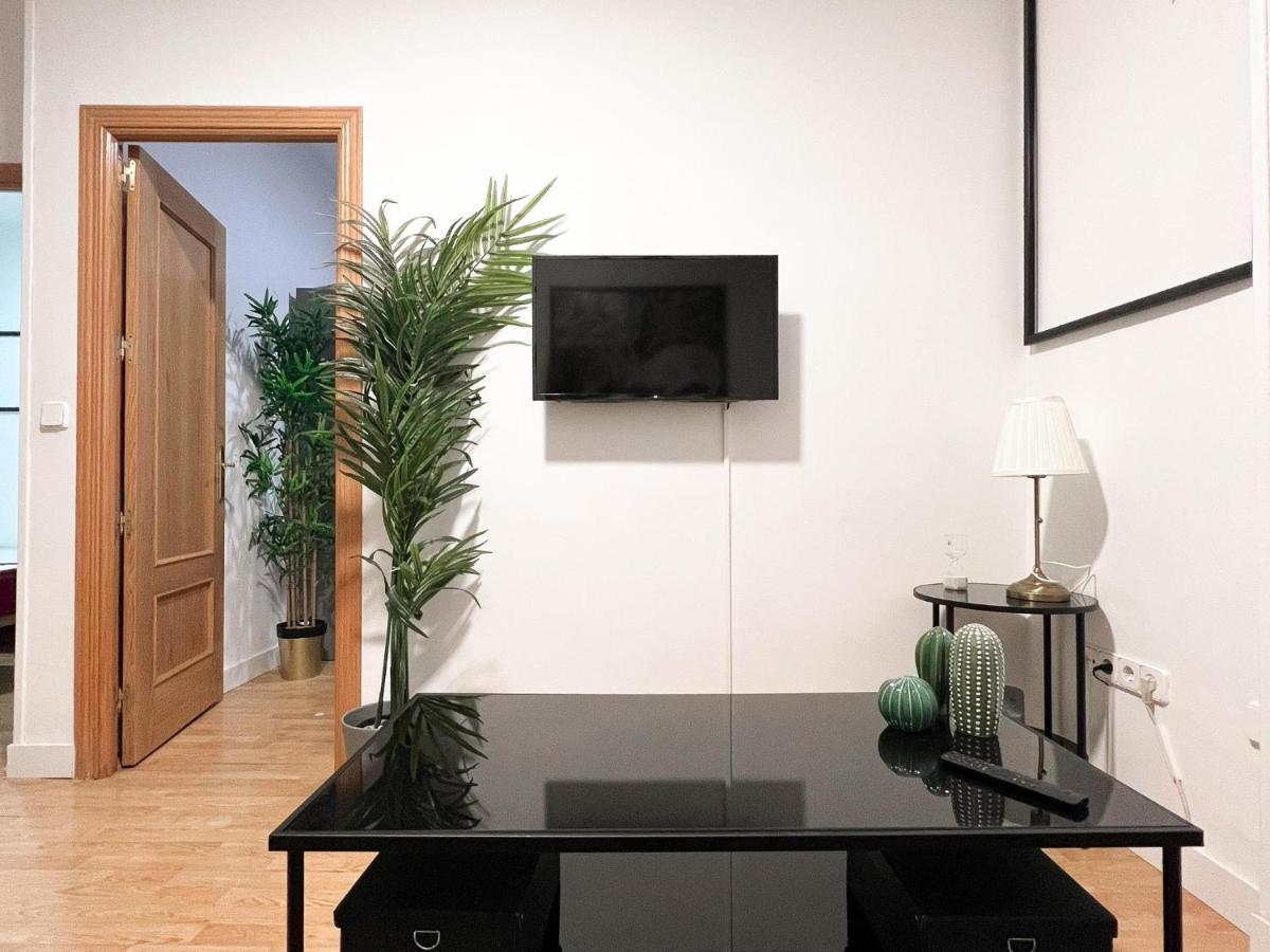 La Ronda De Segovia Apartment Madrid Exterior photo